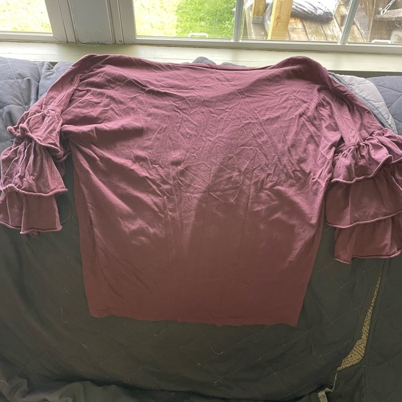 American Eagle top - Picture 3 of 4